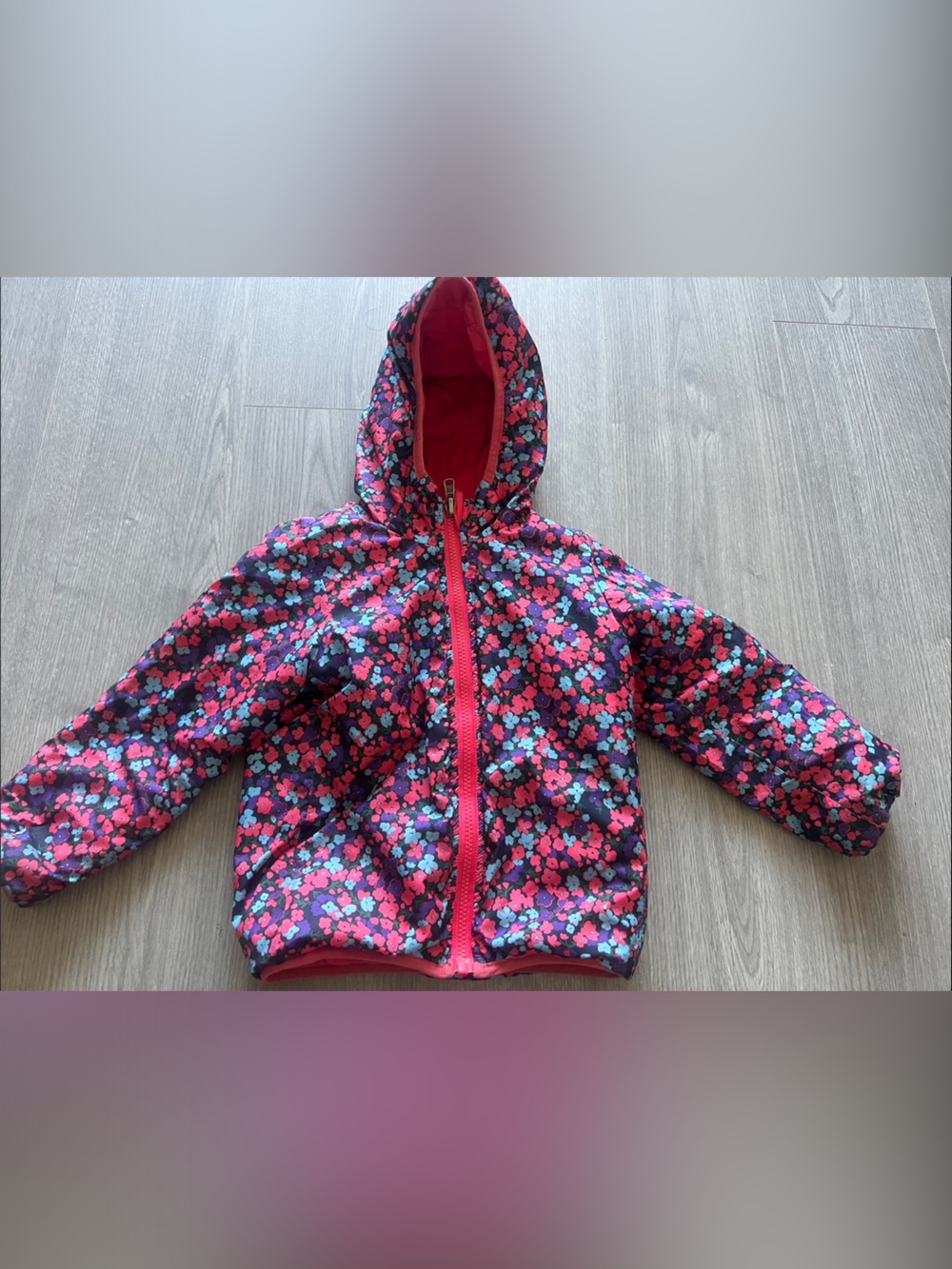 The North Face Girls Bright Pink Hooded Puffer Jacket